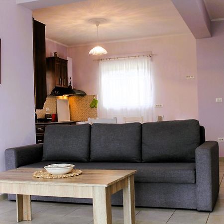 Sea Breeze Ena Apartamento Korakokhórion Exterior foto